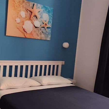 Bed and Breakfast Le Quattro Stagioni Генуя Экстерьер фото